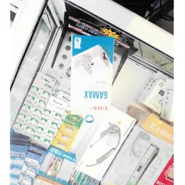 Adaptateur Universel EISEN 6AMAX — photo fournisseur groupée
