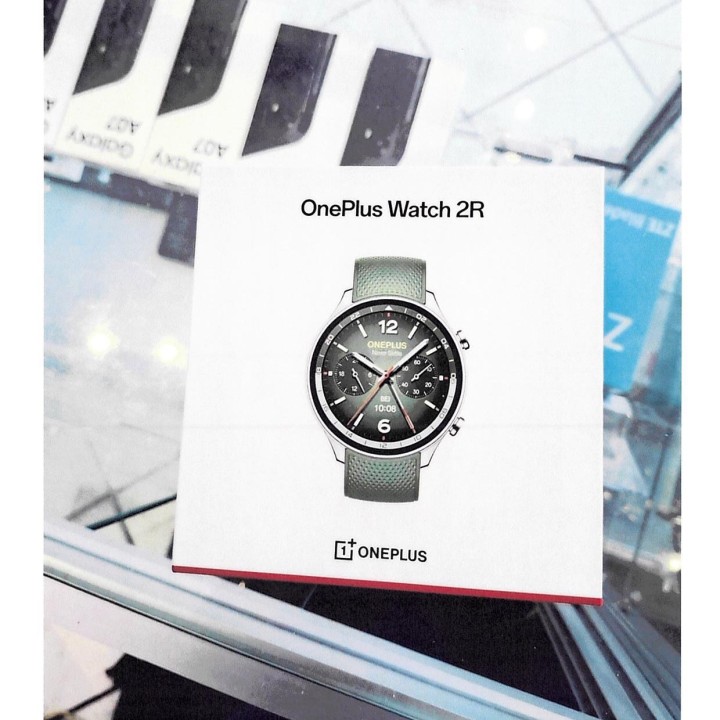 OnePlus Watch 2R vert — photo fournisseur groupée